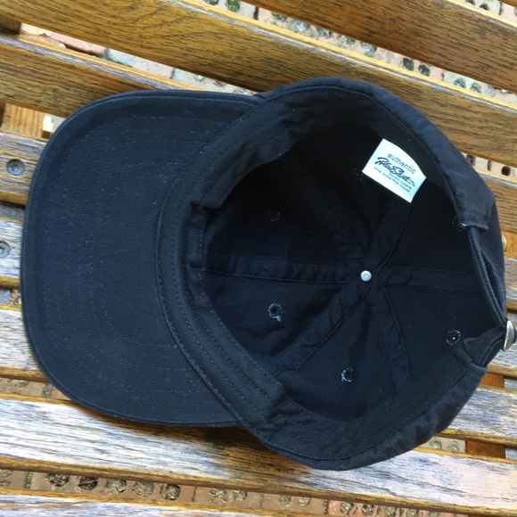 Dab hat full black 6 panel style cap with adjustable back strap and buckle - Picture 8 of 16